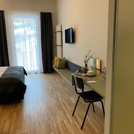 Jufa - Klangholzhus 3* Латернс