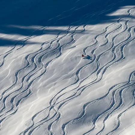 Отель Jufa - Klangholzhus 3*