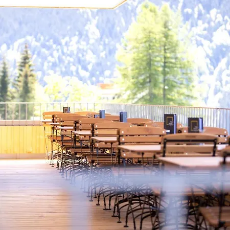 Jufa - Klangholzhus 3* Laterns