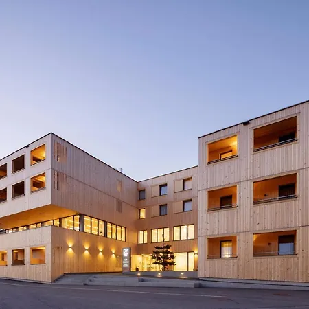 Jufa - Klangholzhus 3* Латернс