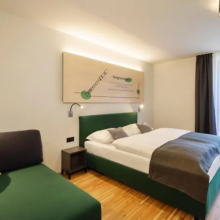 Отель Jufa - Klangholzhus Латернс