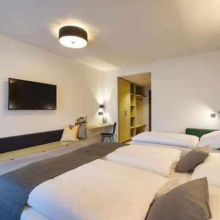 Jufa - Klangholzhus 3* Латернс