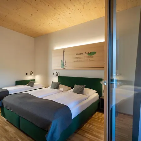 Отель Jufa - Klangholzhus 3*