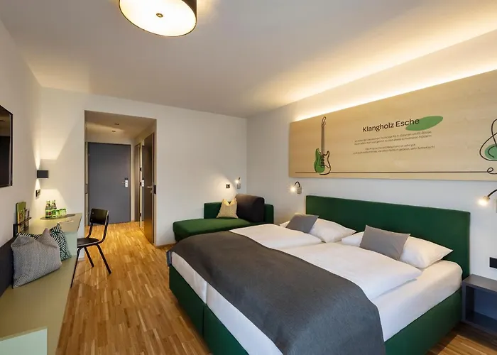 Jufa - Klangholzhus 3* Laterns